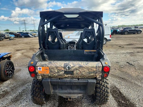2017 CAN-AM COMMANDER MAX MAX XT