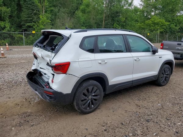 2022 VOLKSWAGEN TAOS