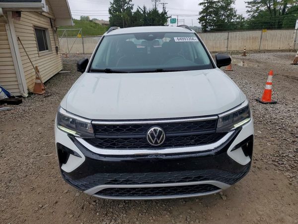 2022 VOLKSWAGEN TAOS