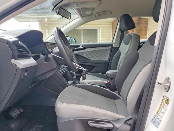 2022 VOLKSWAGEN TAOS