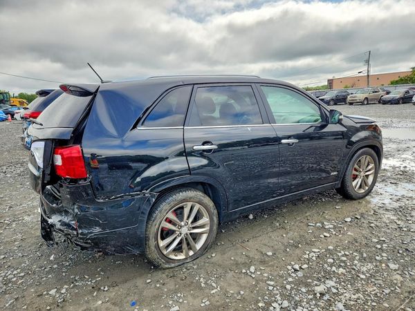 2014 KIA SORENTO SX