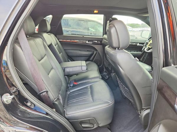 2014 KIA SORENTO SX
