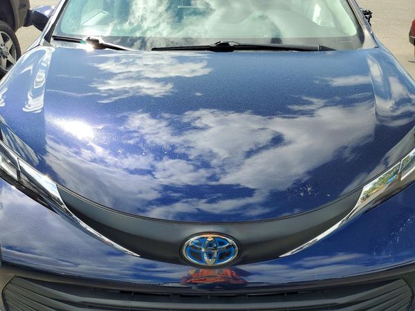 2022 TOYOTA SIENNA LE