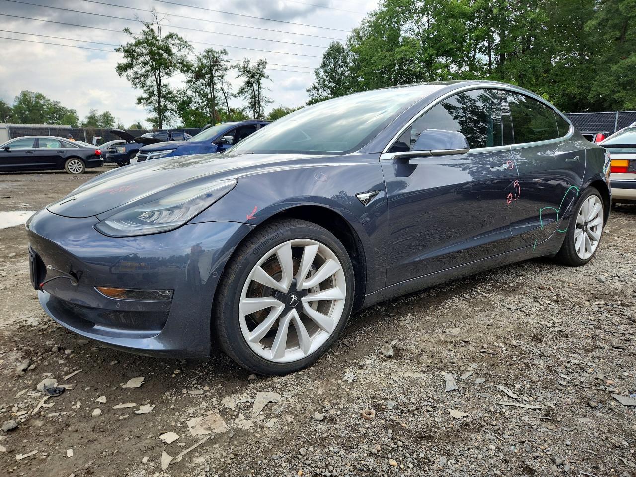 2018 TESLA MODEL 3