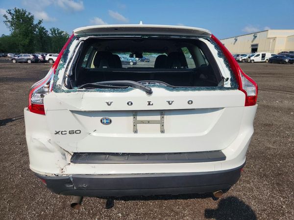 2012 VOLVO XC60
