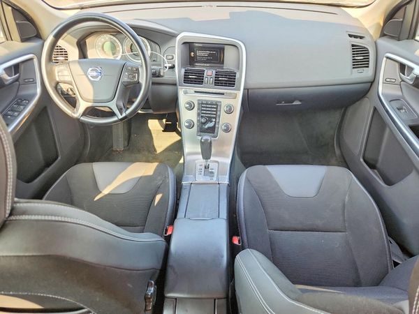 2012 VOLVO XC60