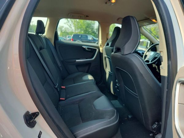 2012 VOLVO XC60