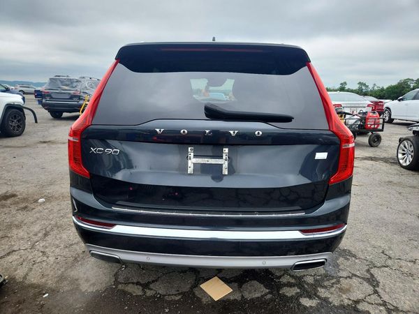 2021 VOLVO XC90 Inscription
