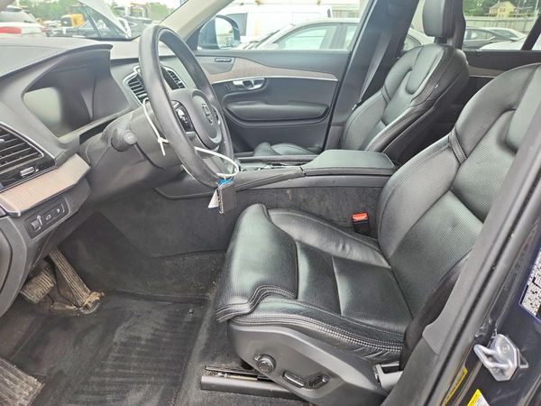 2021 VOLVO XC90 Inscription