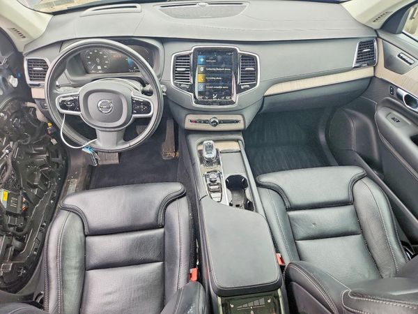 2021 VOLVO XC90 Inscription