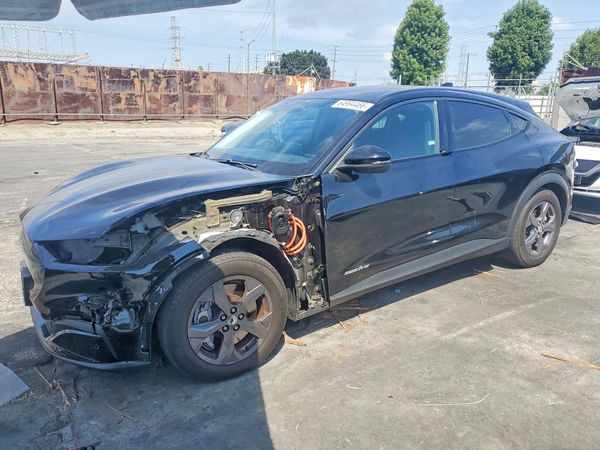 2022 FORD MUSTANG Select — Front 3/4