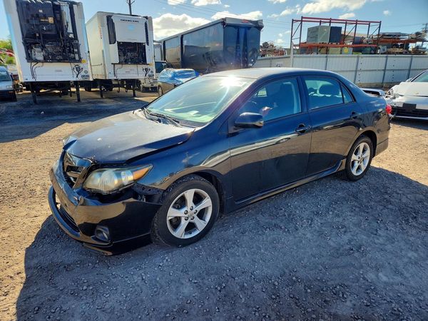 2013 TOYOTA COROLLA