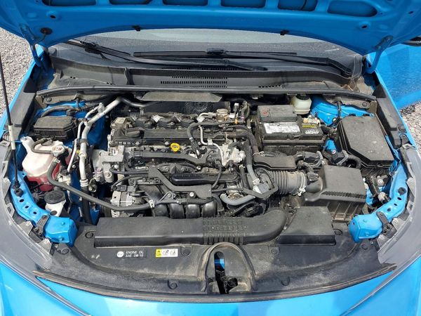 2021 TOYOTA COROLLA HA SE