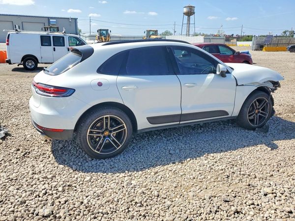 2021 PORSCHE MACAN Base