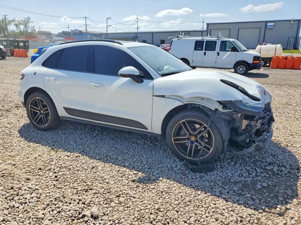 2021 PORSCHE MACAN Base