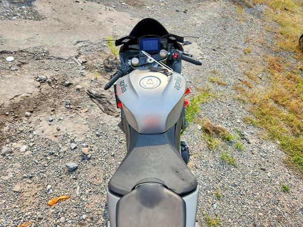 2021 APRILIA RSV4