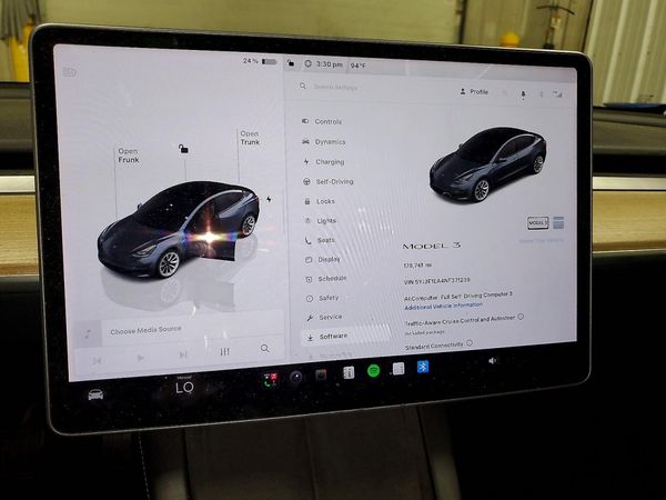 2022 TESLA MODEL 3