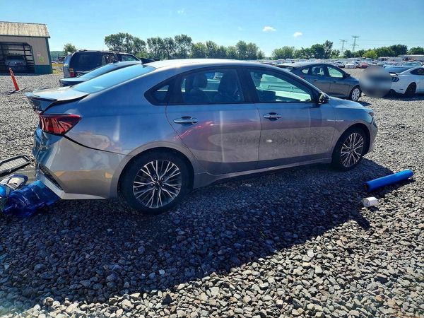 2024 KIA FORTE