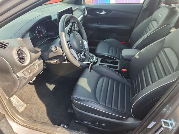 2024 KIA FORTE