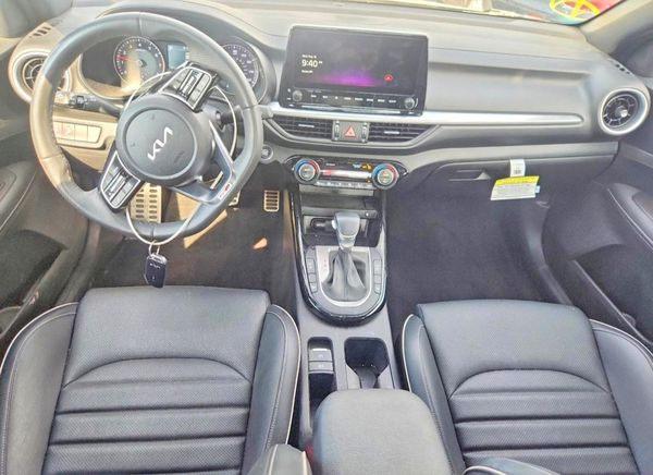 2024 KIA FORTE