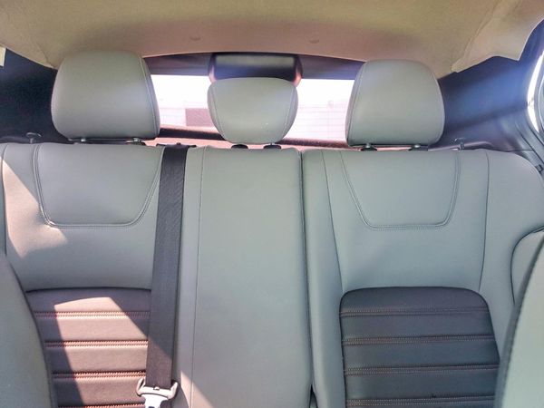 2023 NISSAN KICKS