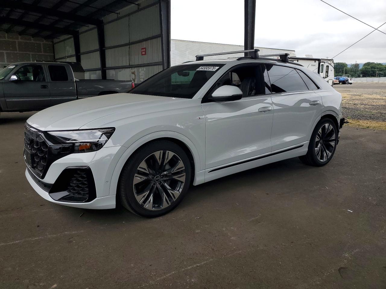 2025 AUDI Q8