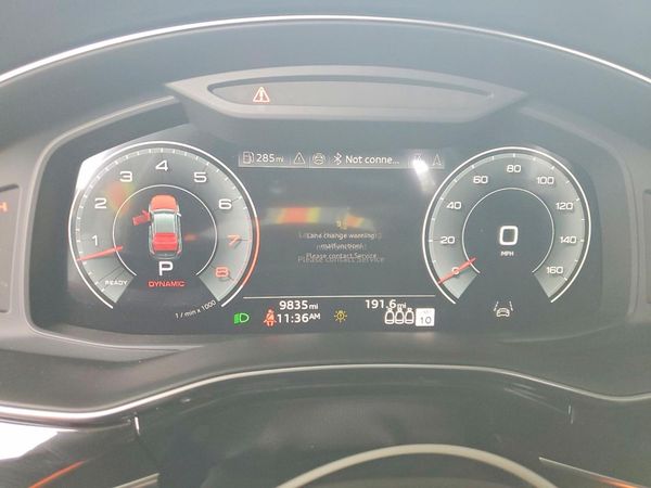 2025 AUDI Q8