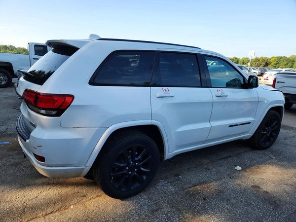 2020 JEEP GRAND CHEROKEE LAREDO 4X2