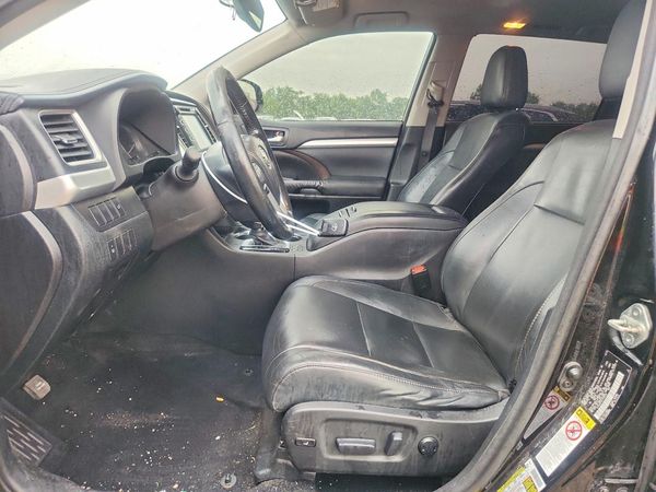 2015 TOYOTA HIGHLANDER