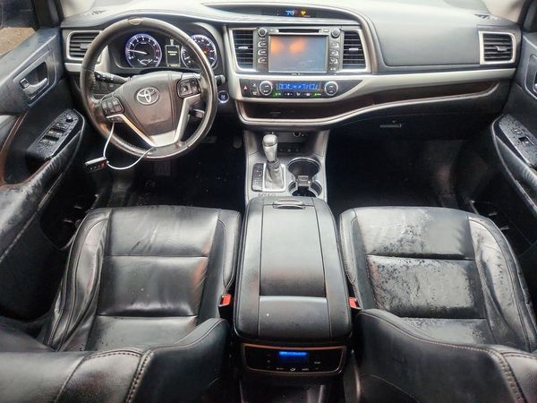 2015 TOYOTA HIGHLANDER