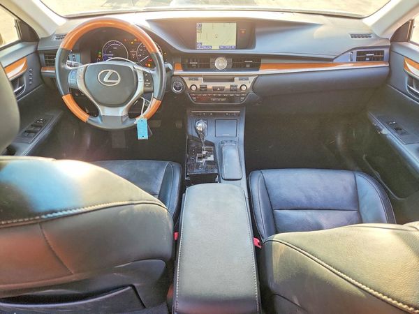 2014 LEXUS ES