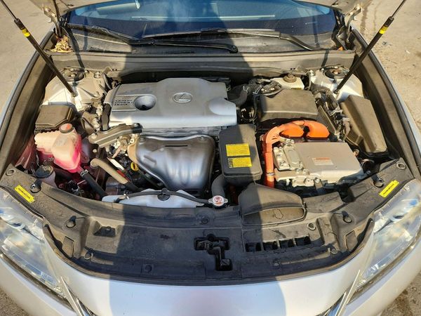 2014 LEXUS ES
