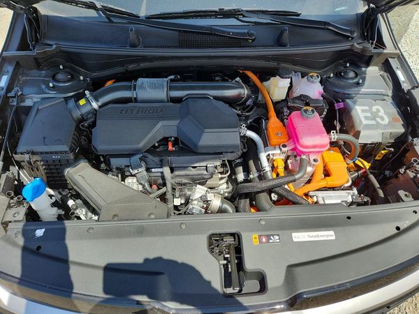 2026 KIA SPORTAGE HYBRID