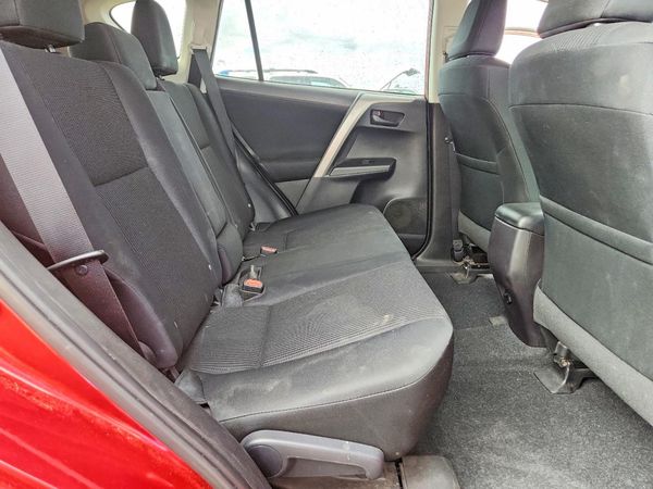 2017 TOYOTA RAV4 LE