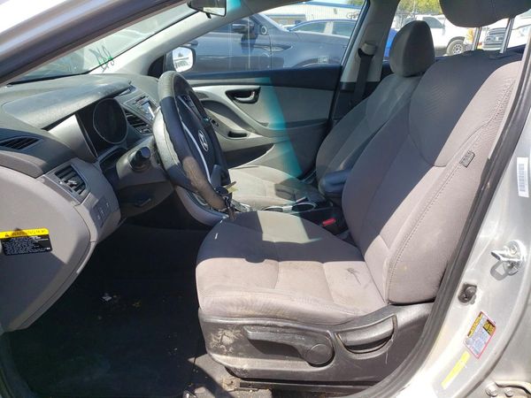 2016 HYUNDAI ELANTRA