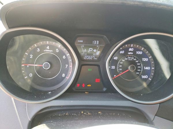 2016 HYUNDAI ELANTRA