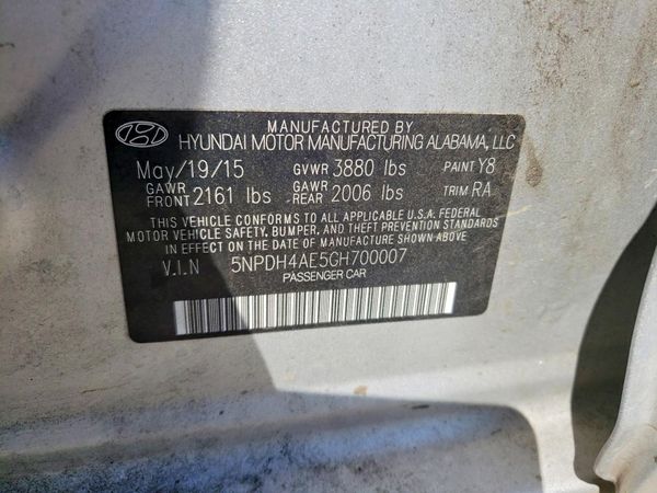 2016 HYUNDAI ELANTRA