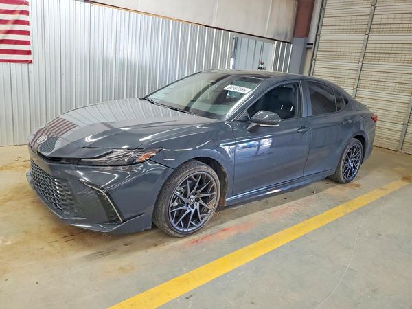 2025 TOYOTA CAMRY