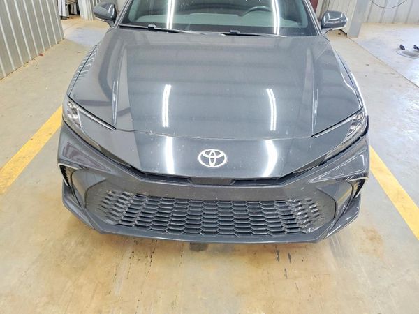2025 TOYOTA CAMRY