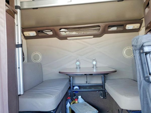 2016 VOLVO VNL