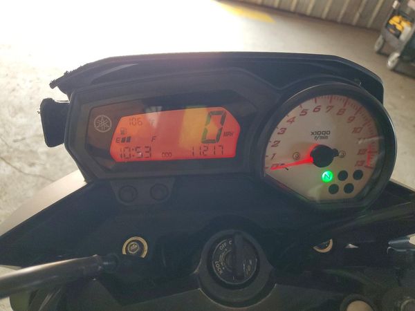 2013 YAMAHA FZ8