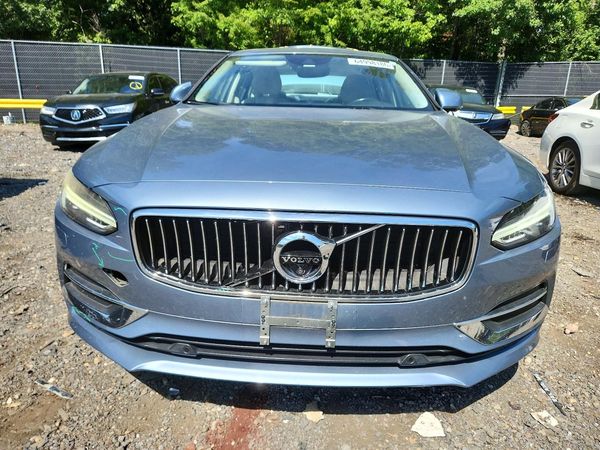 2017 VOLVO S90 Inscription