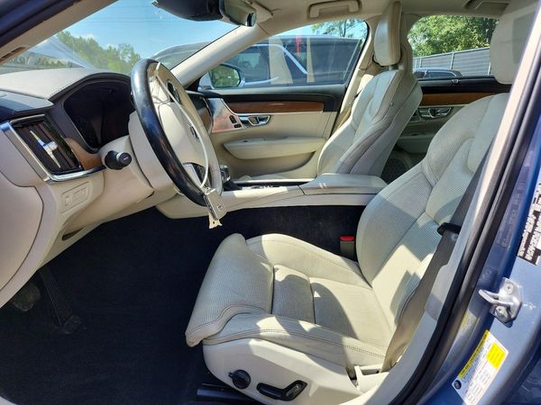 2017 VOLVO S90 Inscription