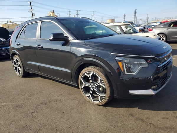 2023 KIA NIRO