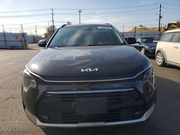 2023 KIA NIRO