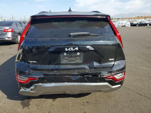 2023 KIA NIRO