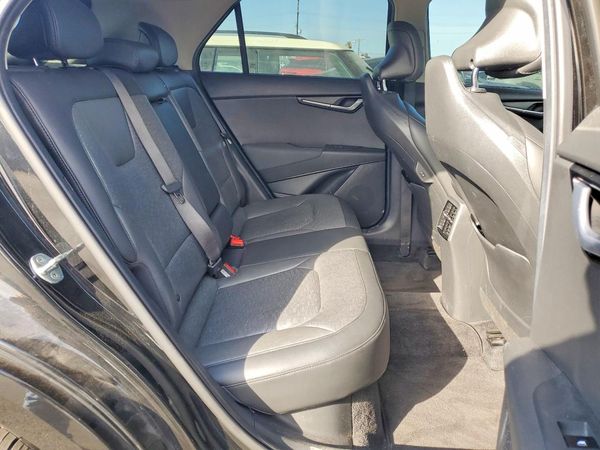 2023 KIA NIRO
