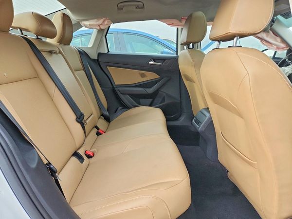 2020 VOLKSWAGEN JETTA S, SE, R-Line