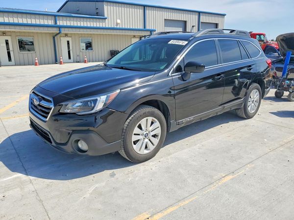 2018 SUBARU OUTBACK Premium