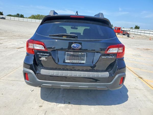 2018 SUBARU OUTBACK Premium